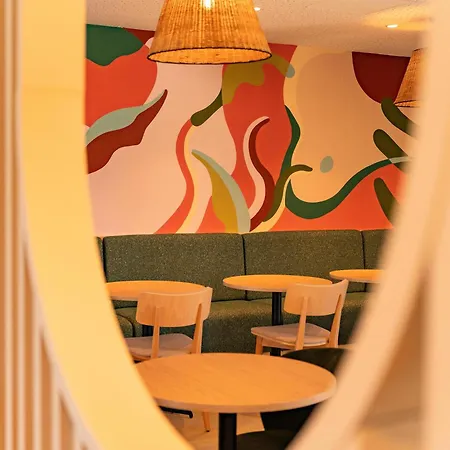 Western Terra Alta Airport * 佩皮尼昂