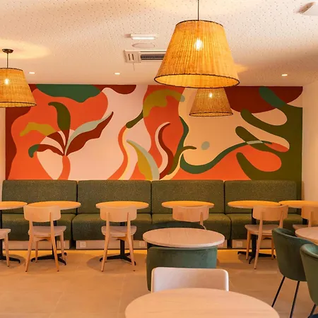 Western Terra Alta Airport Hotel Perpignan